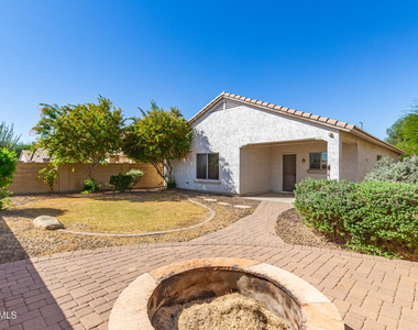 8859 N 181st Avenue - Photo Thumbnail 29