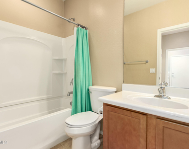 8859 N 181st Avenue - Photo Thumbnail 25