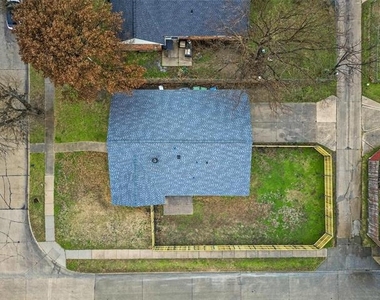 4940 Watkins Drive - Photo Thumbnail 22
