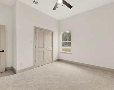 400 Kenny Drive - Photo Thumbnail 28