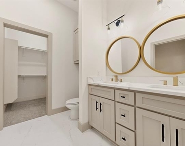 400 Kenny Drive - Photo Thumbnail 24