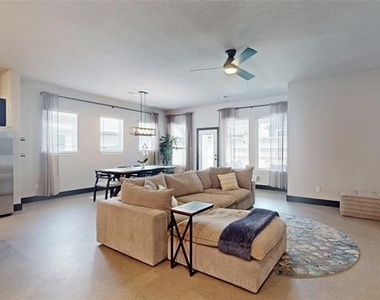 2504 Lazy Dog Lane - Photo Thumbnail 3