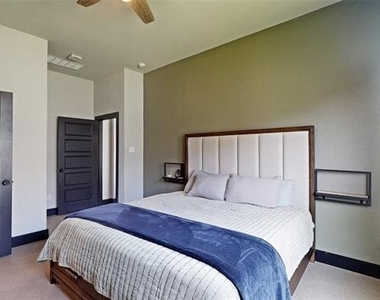 2504 Lazy Dog Lane - Photo Thumbnail 20