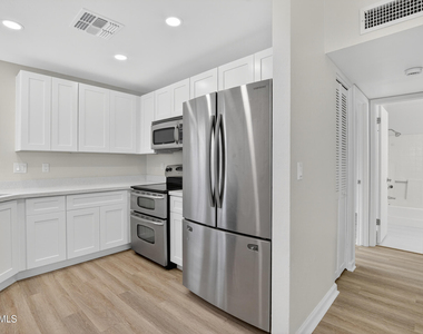 2455 E Broadway Road - Photo Thumbnail 16