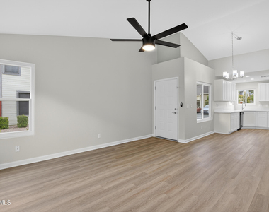 2455 E Broadway Road - Photo Thumbnail 12