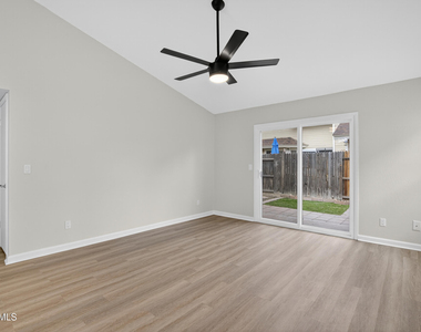 2455 E Broadway Road - Photo Thumbnail 6