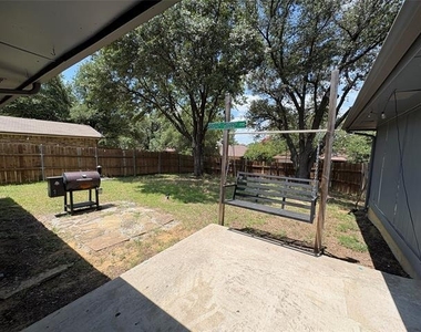 2002 Azalea Street - Photo Thumbnail 14