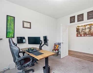 960 Tule Drive - Photo Thumbnail 20