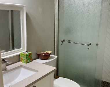 13045 Albright Court - Photo Thumbnail 21