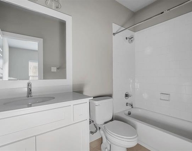 2733 Merrimac Street - Photo Thumbnail 15