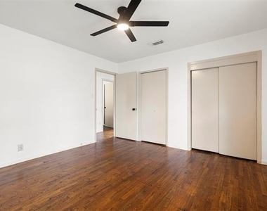 829 Yale Street - Photo Thumbnail 5