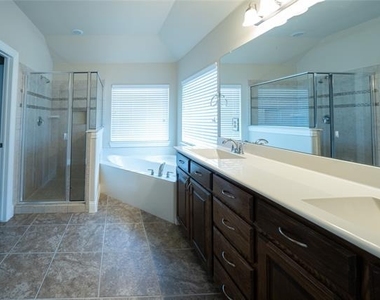 127 Charleston Lane - Photo Thumbnail 10