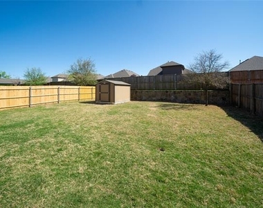 127 Charleston Lane - Photo Thumbnail 16