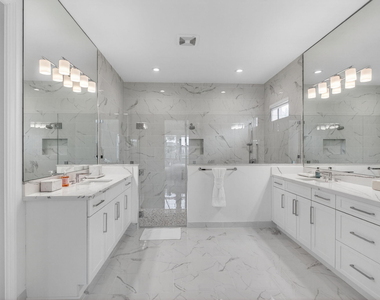 9249 Crestview Circle - Photo Thumbnail 13