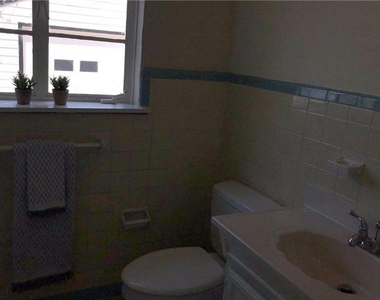 6215 Kenwood Avenue - Photo Thumbnail 19