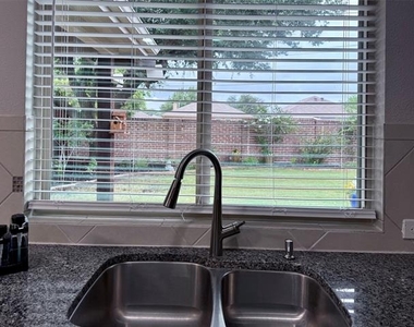 3728 Holly Brook Drive - Photo Thumbnail 8