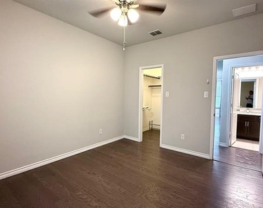 3728 Holly Brook Drive - Photo Thumbnail 26