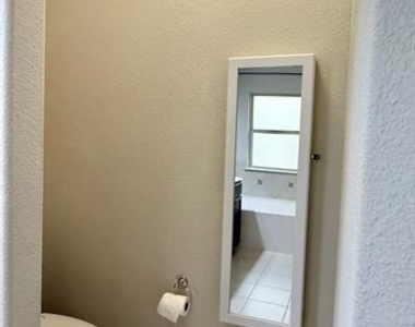 3728 Holly Brook Drive - Photo Thumbnail 24
