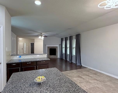 3728 Holly Brook Drive - Photo Thumbnail 20