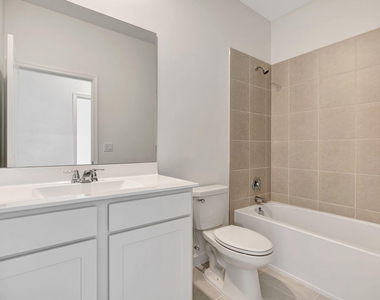 539 Se Rivergrass Street - Photo Thumbnail 21