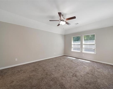 2920 Colorado Drive - Photo Thumbnail 12