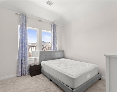 15546 Night Heron Road - Photo Thumbnail 10