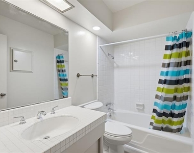 13328 Southview Lane - Photo Thumbnail 20