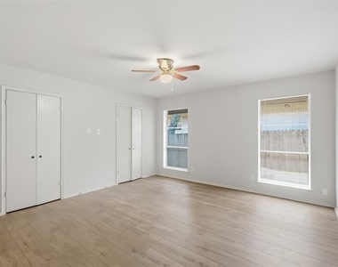 13328 Southview Lane - Photo Thumbnail 14