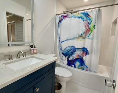 4607 Kittiwake Court - Photo Thumbnail 9