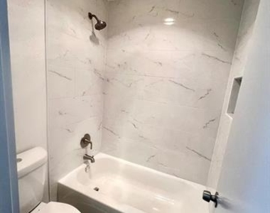 813 Panay Way Drive - Photo Thumbnail 22