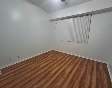 721 Lyons Road - Photo Thumbnail 6