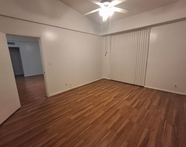721 Lyons Road - Photo Thumbnail 14