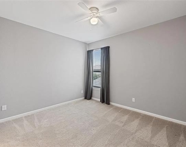 12405 Iveson Drive - Photo Thumbnail 3