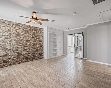 12405 Iveson Drive - Photo Thumbnail 6