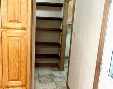 510 Murchison Street - Photo Thumbnail 6