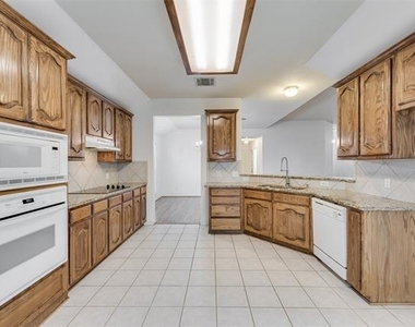 12300 Latigo Drive - Photo Thumbnail 11