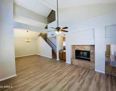 42 W Hancock Avenue - Photo Thumbnail 1