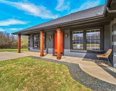 3606 Kayewood Drive - Photo Thumbnail 6