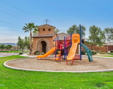 4808 W Lydia Lane - Photo Thumbnail 22
