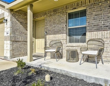 336 Dry Canyon Way - Photo Thumbnail 26