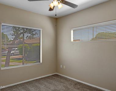 5335 E Shea Boulevard - Photo Thumbnail 16