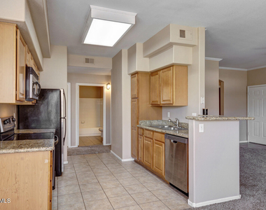 5335 E Shea Boulevard - Photo Thumbnail 7