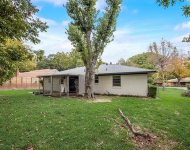 611 Ray Andra Drive - Photo Thumbnail 21