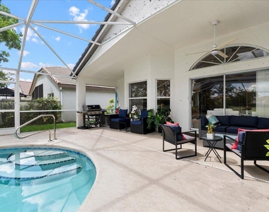 15151 Banbury Way - Photo Thumbnail 28