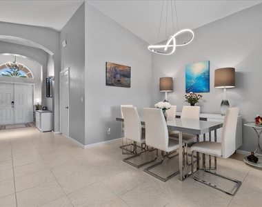 15151 Banbury Way - Photo Thumbnail 5
