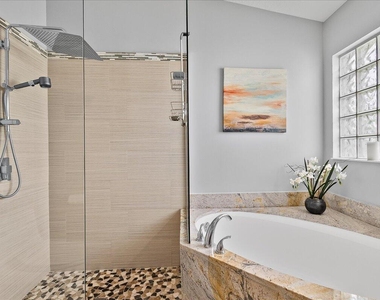 15151 Banbury Way - Photo Thumbnail 19