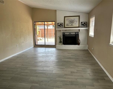 3434 Crossbow Lane - Photo Thumbnail 1