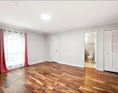 1824 Castille Drive - Photo Thumbnail 15