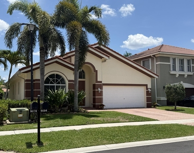 9084 Silver Glen Way - Photo Thumbnail 2
