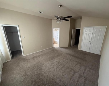 1139 Landon Lane - Photo Thumbnail 21
